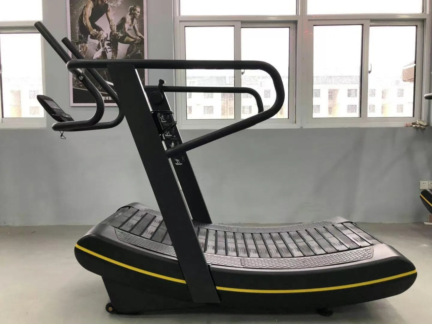 Srjoin Commercial Curved Treadmill - Silent and Compact Design for Home and Studio Use